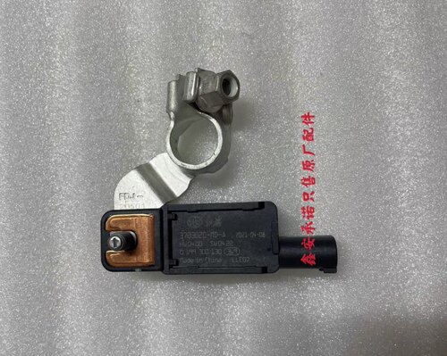 适用长城哈弗H2Sc50c30全新H6H7F7魏派VV5VV6VV7蓄电池电瓶传感器