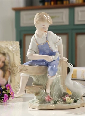 欧式陶瓷人物摆件西洋美女客厅酒柜电视柜家居装饰品摆件节日礼物