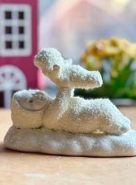 白色雪娃雪宝母子抱抱创意工艺品