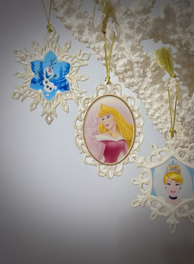持续瓷生 微瑕陶瓷镂空迪士*公主卡通牌子挂件装饰工艺品礼物