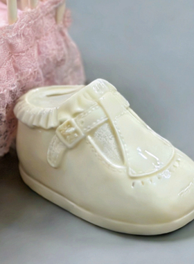 持续瓷生 出口半成品陶瓷鞋子存钱罐摆件儿童生日礼物工艺品