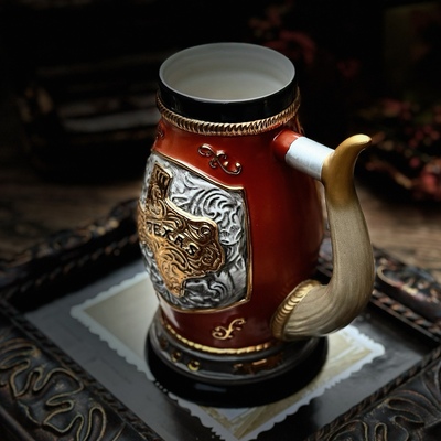 布莱德陶瓷描金啤酒杯装饰罐摆件