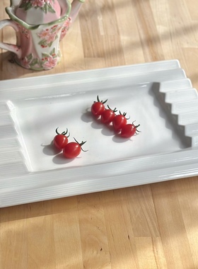 白色长方波浪立体西餐厨房餐具