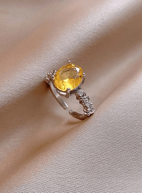 宫廷风椭圆黄色锆石开口戒指女精致复古百搭食指戒轻奢高级感手饰