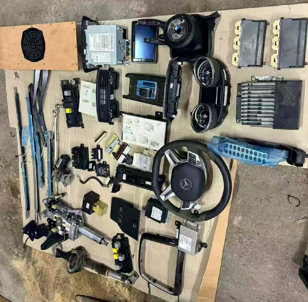奔驰G63组合开关仪表盘AMG方向机转向柱空调出风口中控显示屏电器