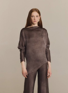 Cha 官方 | Cortana 26早春 POLA 粘纤真丝混纺冷染斜裁平领上衣