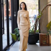 Cortana 26早春 ISOLDE Cha官方 真丝绉绸斜纹剪裁上衣半裙套装