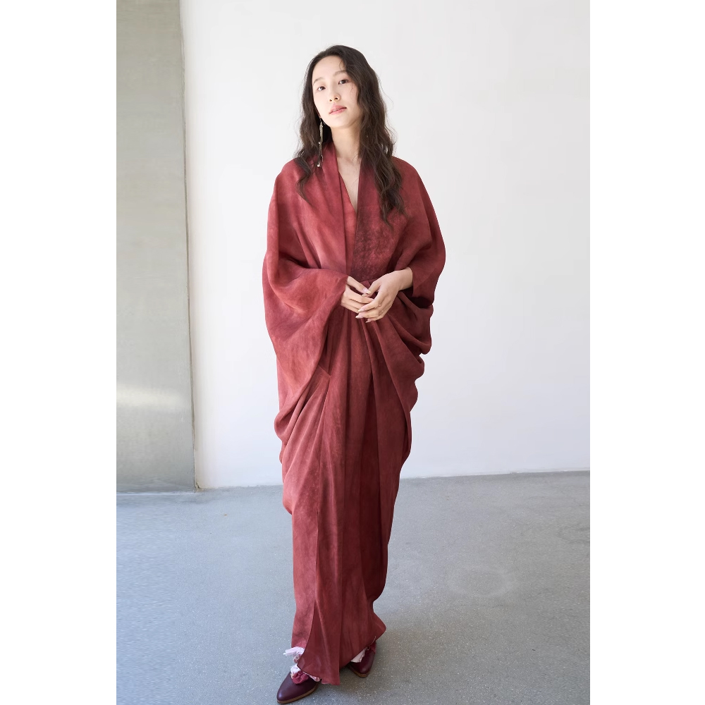 Cortana铁锈红印花丝绸婚纱礼裙