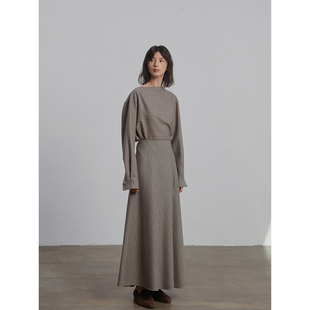 官方 羊毛条纹套装 futura 一字领上衣&伞摆半裙 adesso Cha