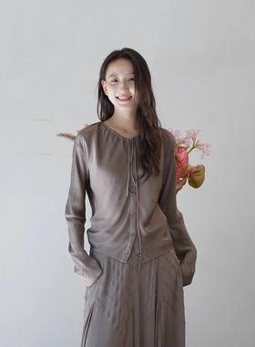 Cha 官方 | Mutedance 25AW 植物染弹力真丝收腰飘带衬衫