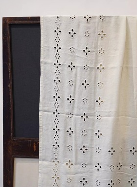 Cha 官方 | Society Limonta 26早春 BIJOU 镂空浮雕纯白亚麻桌布