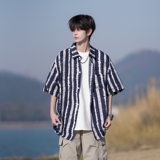 藏青色