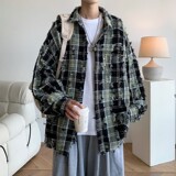 黑色