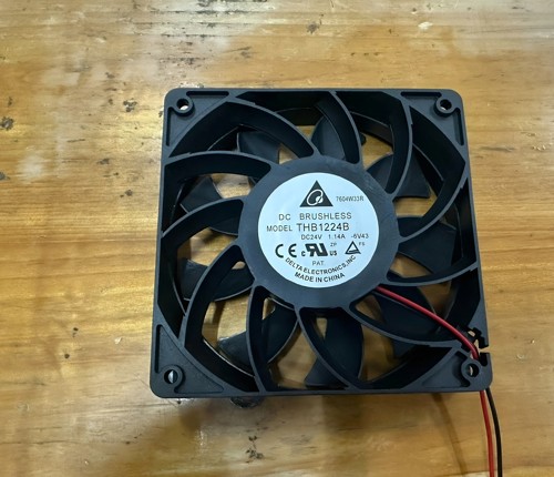 台达12cm THB1224B大风量风压 24V 12025 4线暴力散热风扇1.14A
