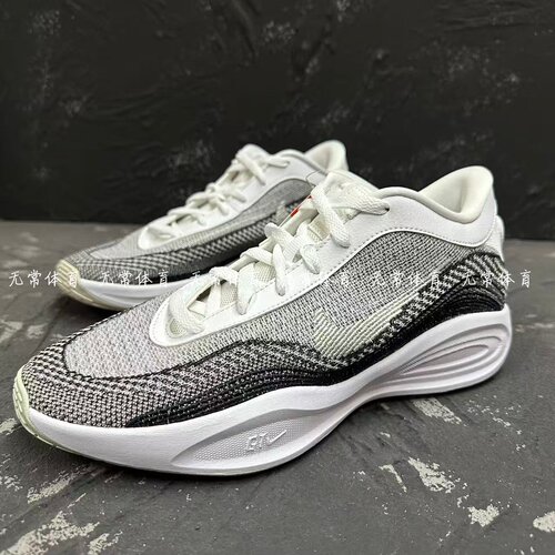 耐克GTHustleAcademy篮球鞋