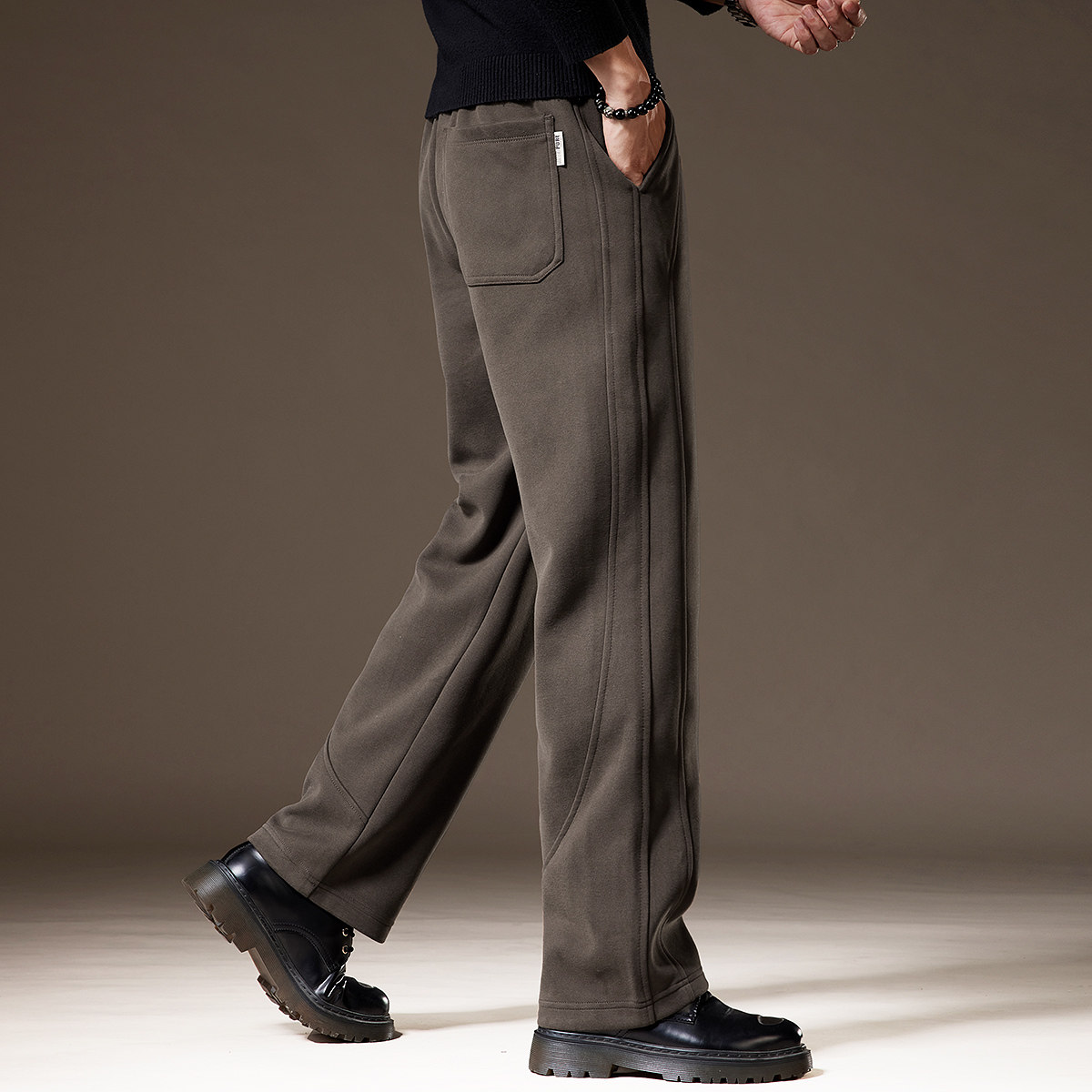 高端美式潮牌宽松直筒卫裤男2025秋季加绒重磅拼接垂感运动休闲裤