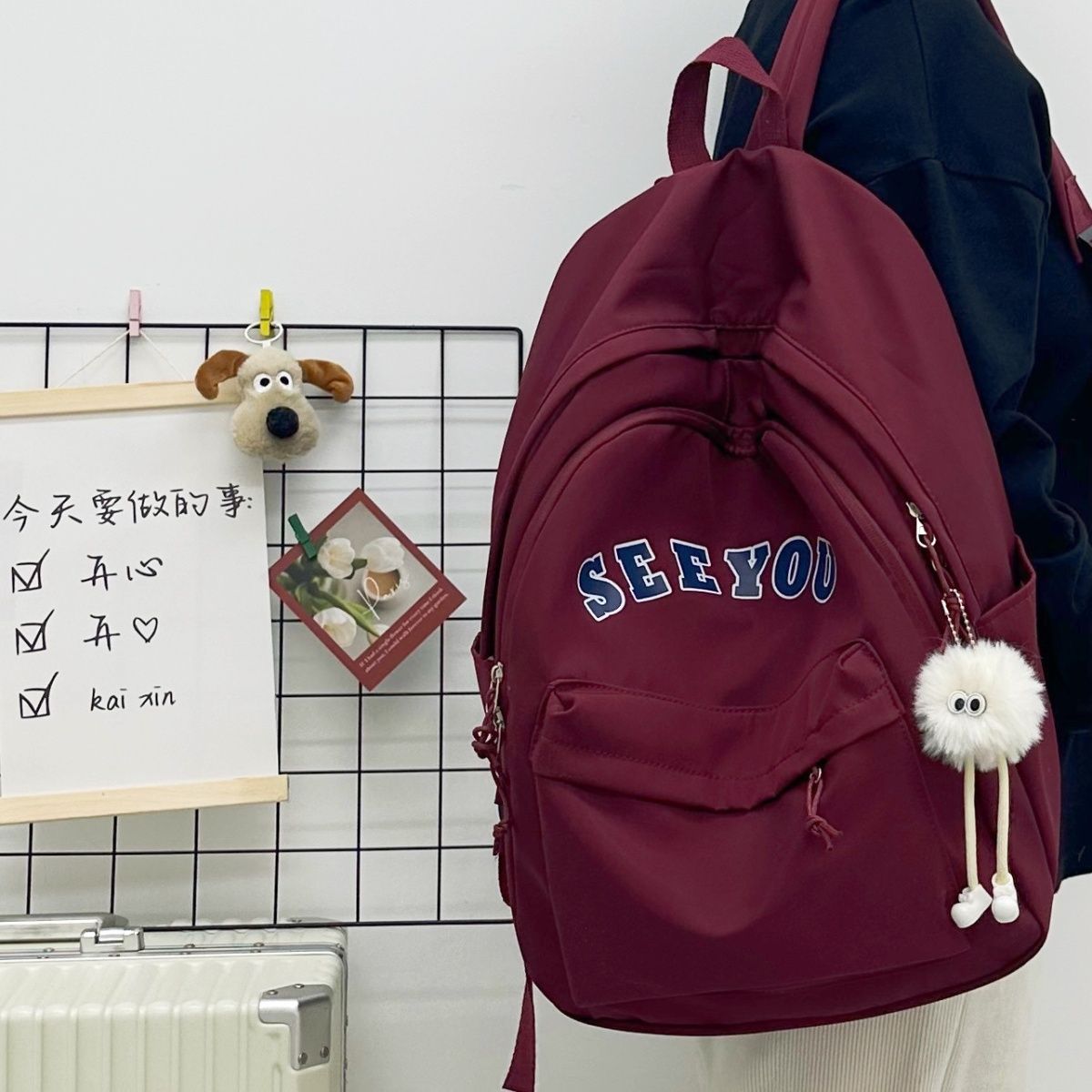 书包初中女生高颜值小众ins复古港风双肩包日系原宿百搭学生背包