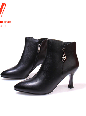 意尔康时装靴女短筒2025年冬季季新款真漆皮细跟靴子女尖头羊皮小