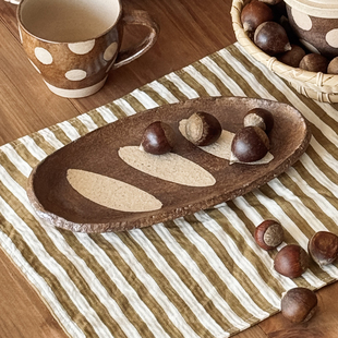 一颗松果居 原创作家器手作陶器餐具家用做旧复古法棍造型点心碟