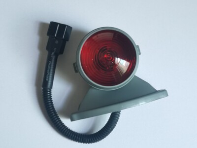 东风多利卡车厢灯示宽灯原厂