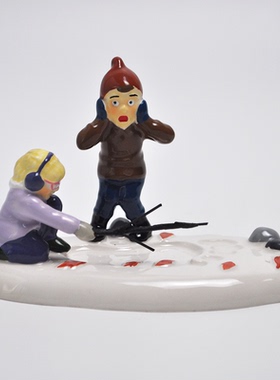 d56冬季探索大脚怪陶瓷装饰摆件