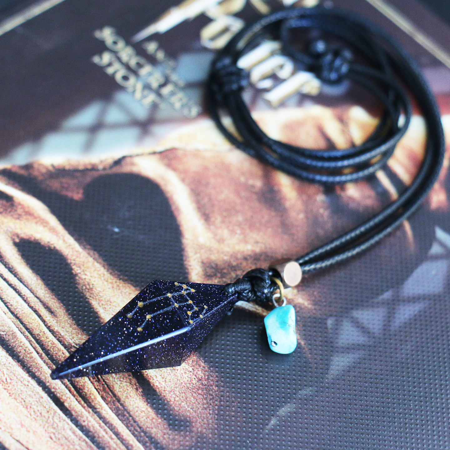 十二星座项链男款长款天然绿松石吊坠星空天秤座生辰石毛衣链配饰