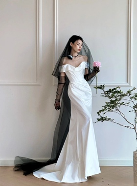 新娘结婚婚纱礼服头纱长款拖地双层头饰黑色小众cos圣诞节配饰