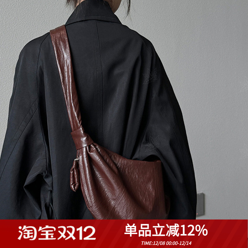 Retro慵懒饺子斜跨单肩牛角包