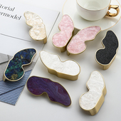 蝴蝶彩色拉手抽屉轻奢现代简约创意北欧儿童房衣柜门白色贝壳把手