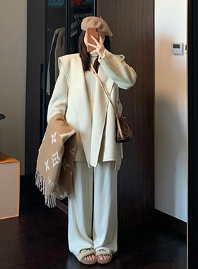 日本offcat白色短款毛呢外套女2024冬季小个子韩系廓形双面羊毛呢