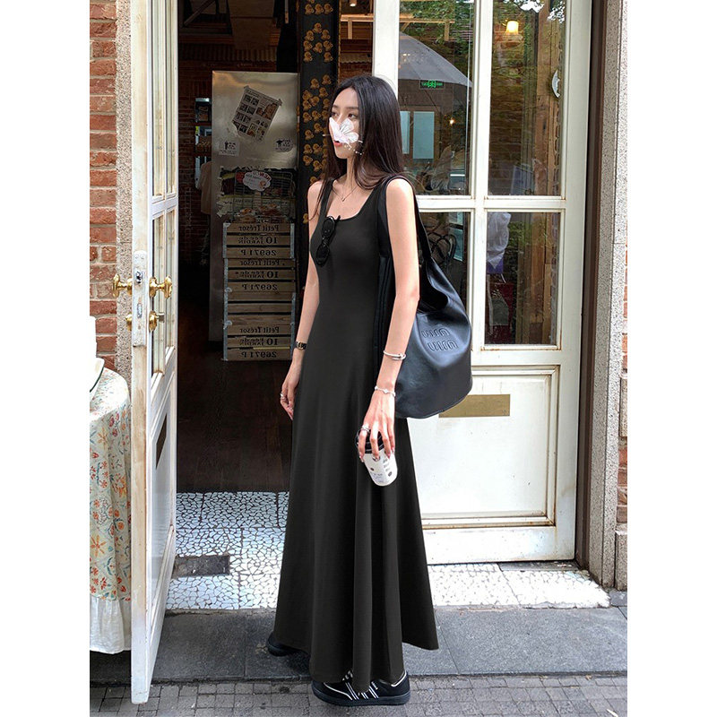 日本offcat小个子辣妹修身显瘦弹力针织连衣裙女2025夏海边度假吊