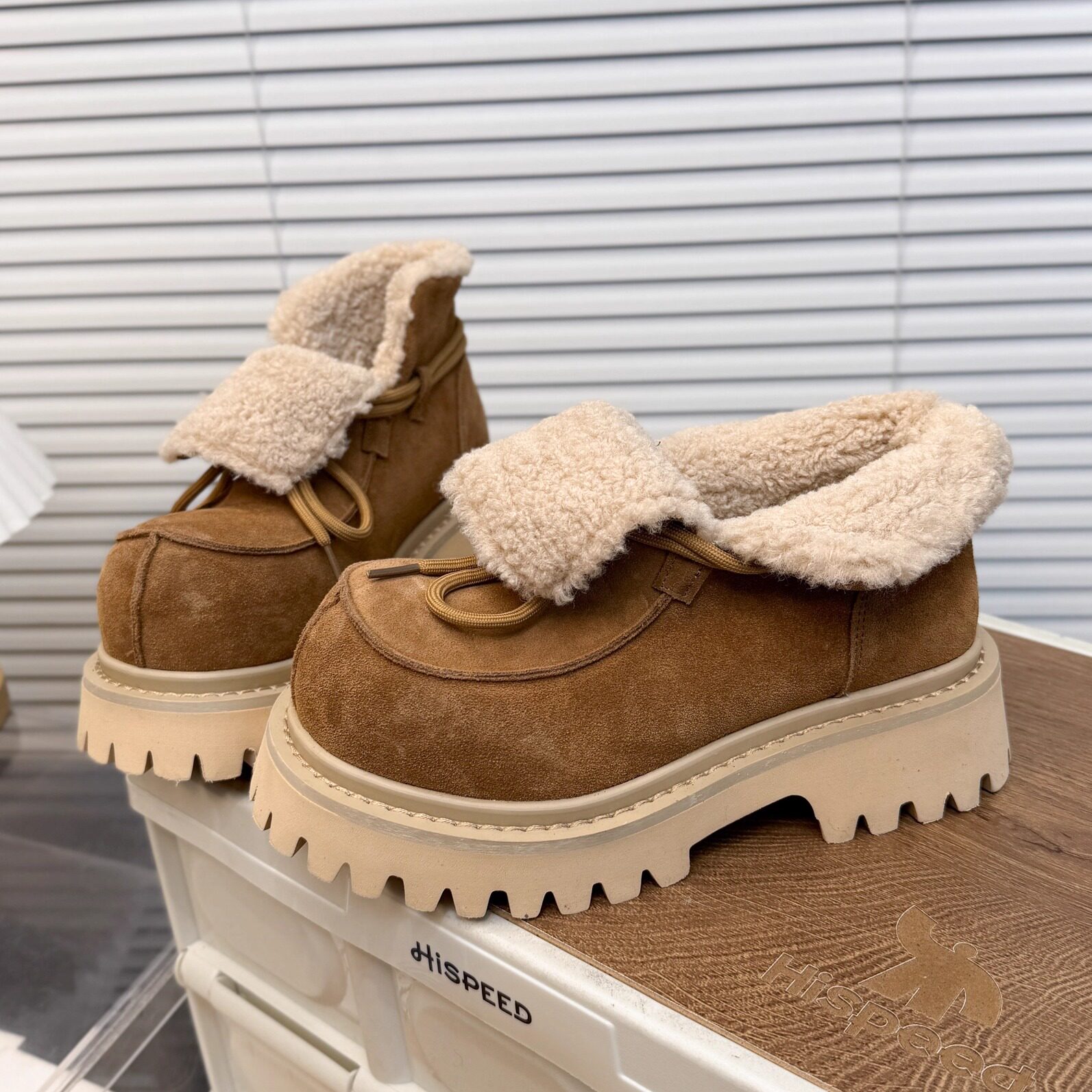 日本offcat磨砂牛皮德比大头鞋冬季雪地靴女厚底绑带羊羔毛短靴潮