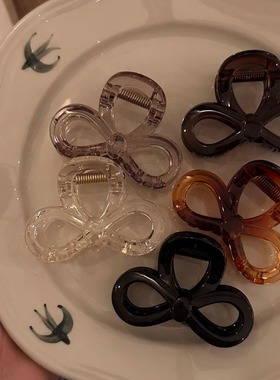 气质款~夏季简约设计蝴蝶结抓夹冰透纯色后脑勺盘发鲨鱼夹发饰