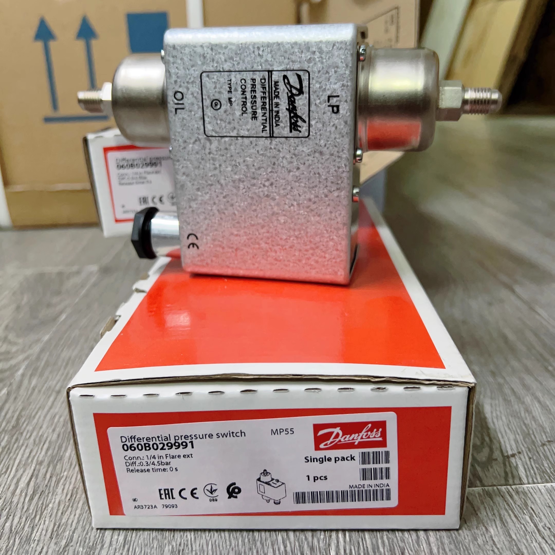 原装 danfoss 丹佛斯油压差控制器 MP55 060B0299 060B0173
