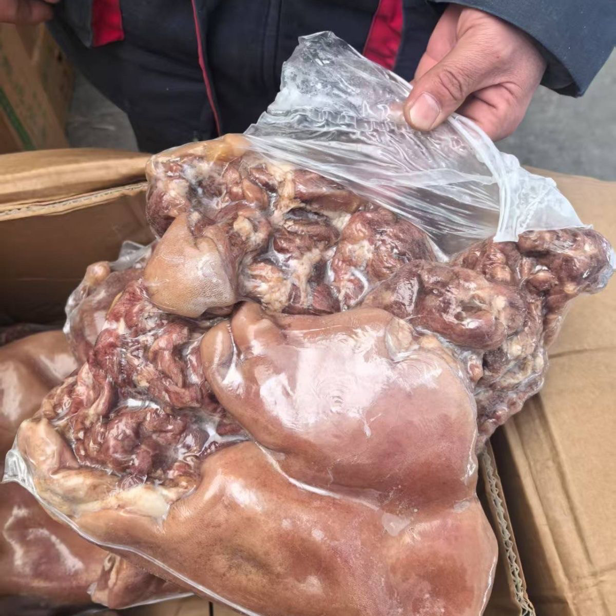外蒙熟羊肉商用羊肉带皮羊肉羊腿肉肋排肉40斤装批发