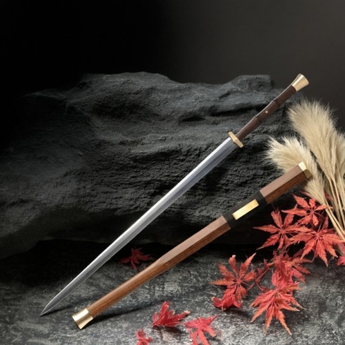 宝剑真剑汉剑弹簧钢高锰钢龙泉手工一体锻造长剑八面剑未开刃