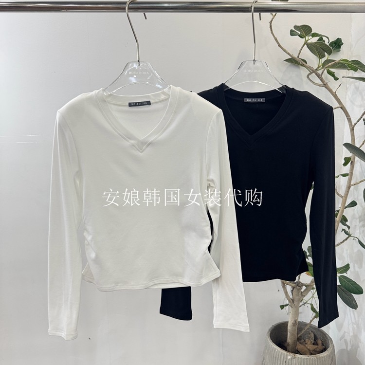 时尚V领垫肩净色修身长袖T恤