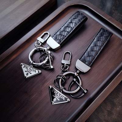 高级感真皮钥匙扣送礼物