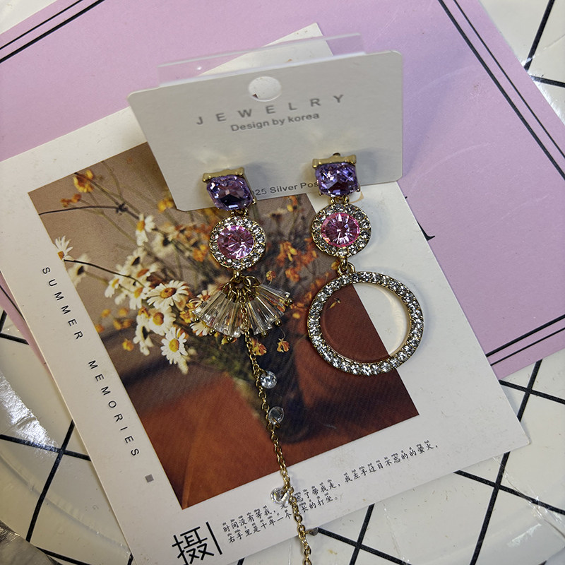 过年新款漂亮耳环女秋冬彩色过年耳环温柔紫色不对称防过敏耳饰