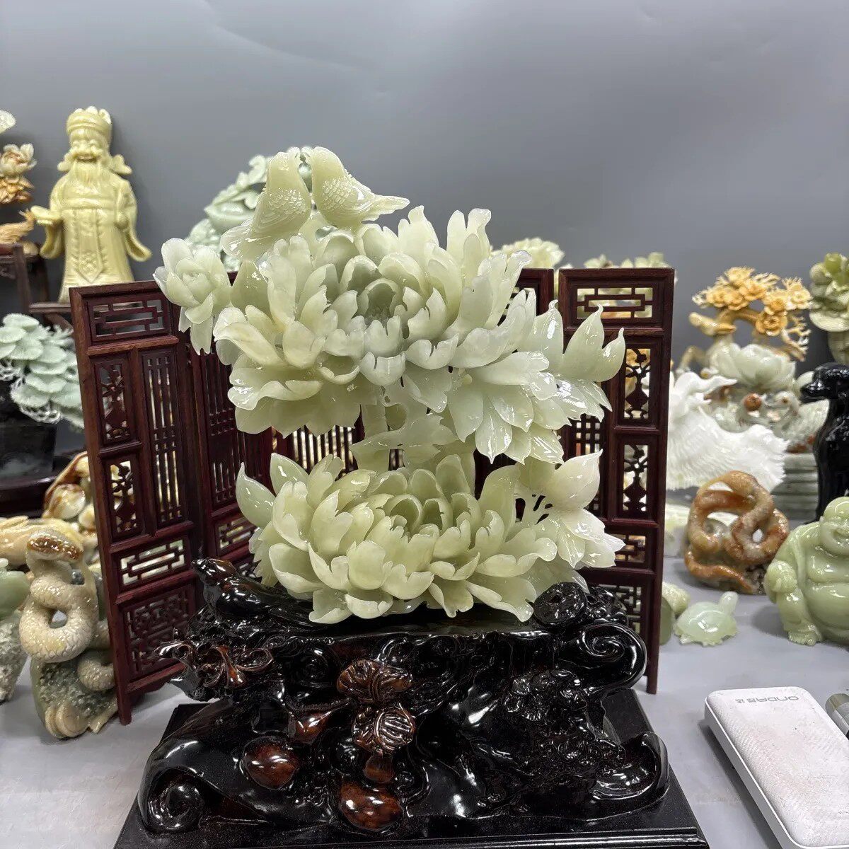 辽宁天然玉石摆件岫玉牡丹花摆件岫岩花玉富贵花开玉石家居客厅