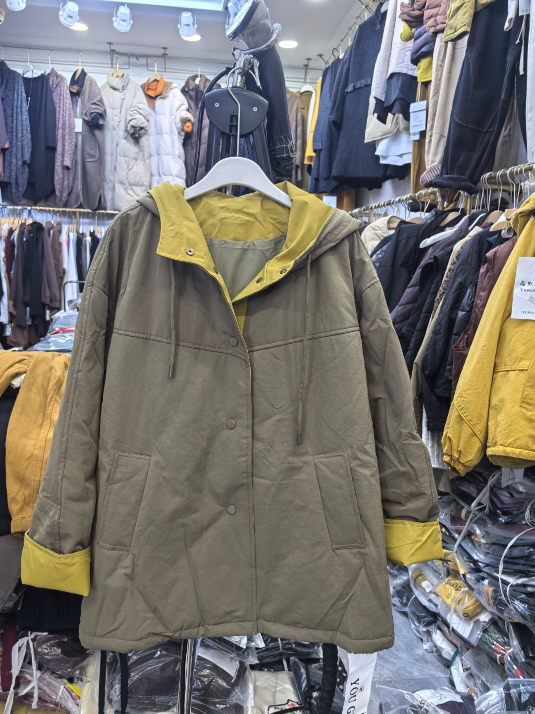 优古丽2975女装冬款百搭连帽撞色棉衣外套中长面包服大码上衣棉服