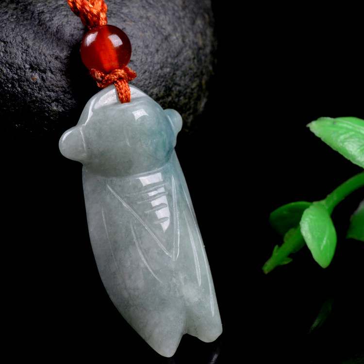 缅甸天然a货翡翠金蝉挂件 飘绿玉蝉吊坠 男女儿童款玉坠