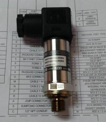 M5277-C3133U-250BG压力传感器0-10V输出 24VDC 供电02000U