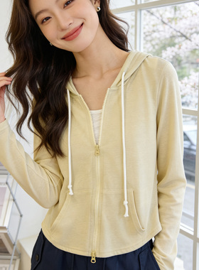 短款连帽外套女2026春夏季新款雪花棉假两件上衣韩版显瘦薄款开衫