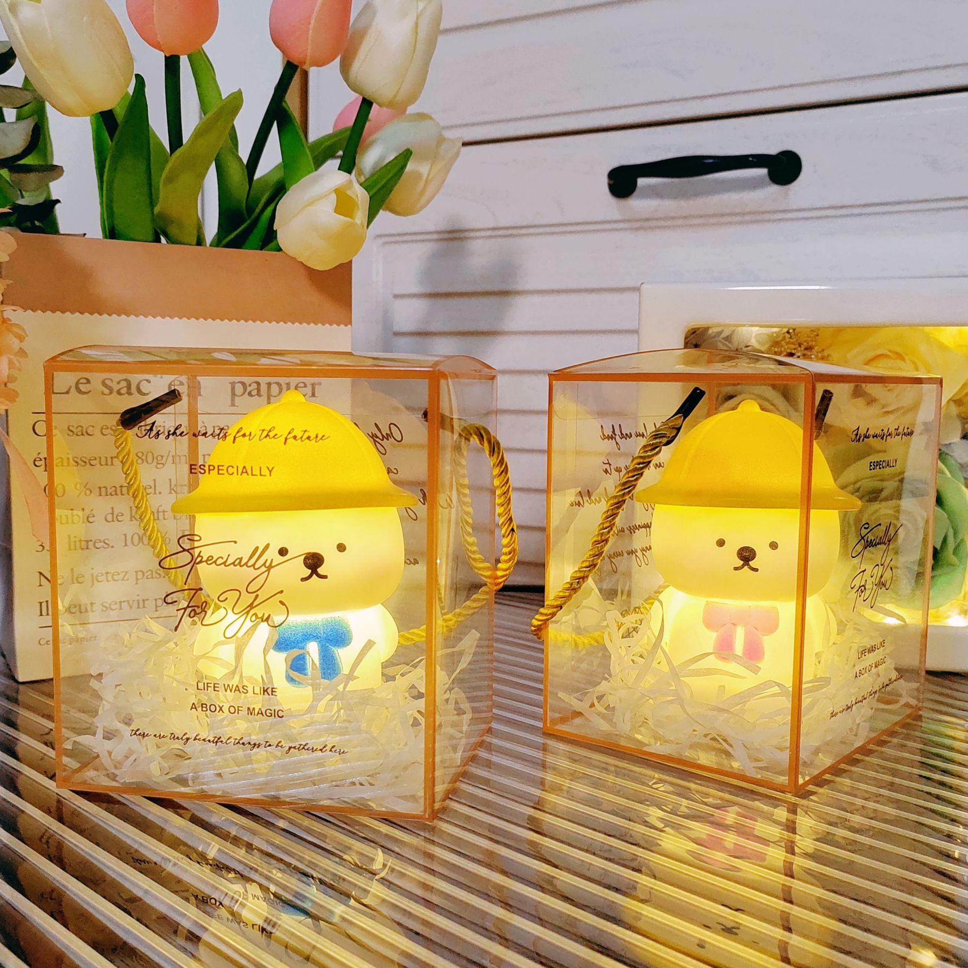 创意卡通小夜灯网红卧室氛围灯桌面摆件儿童可爱发光玩具地推礼品