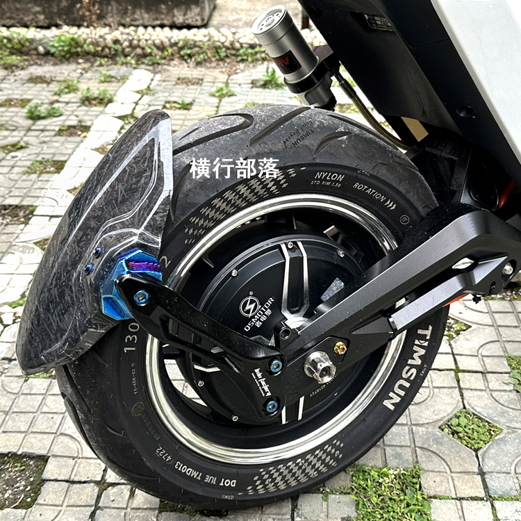 小牛M2jcgk二代海豚装九号挡泥板