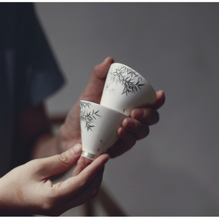 |霁斋|《墨彩竹逸》猪油白斗笠茶杯 鎏银 釉下彩 手绘 品茗杯盖碗