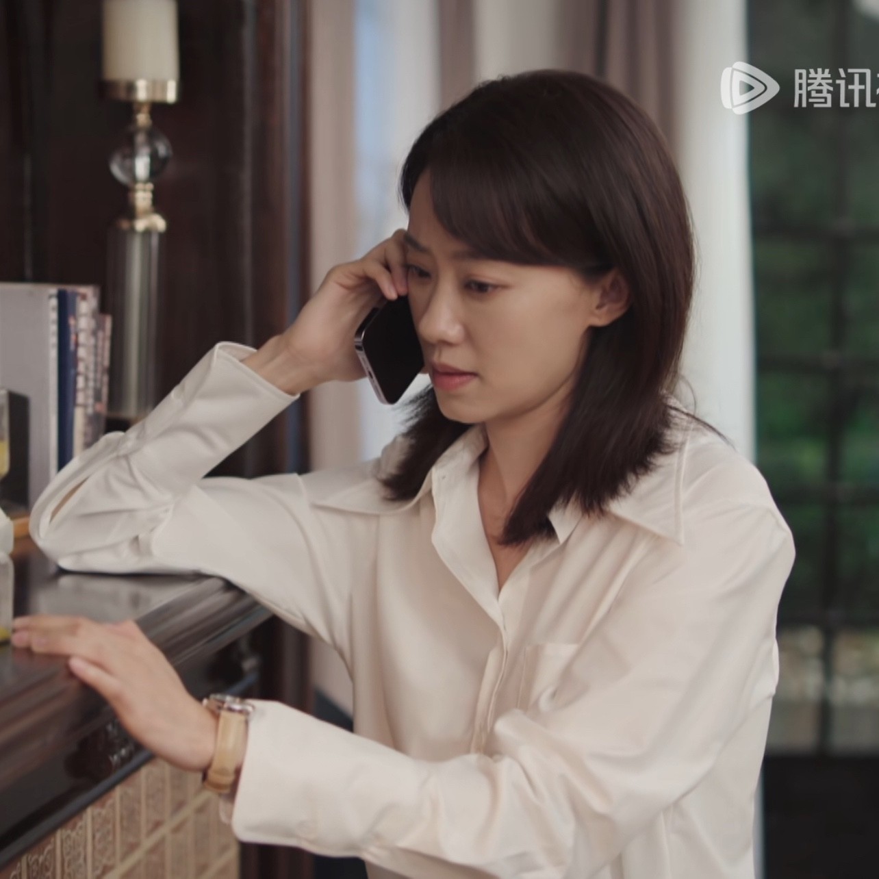 好运家郝有嘉张小斐同款中长款衬衣春秋叠穿宽松显瘦翻领长袖衬衫