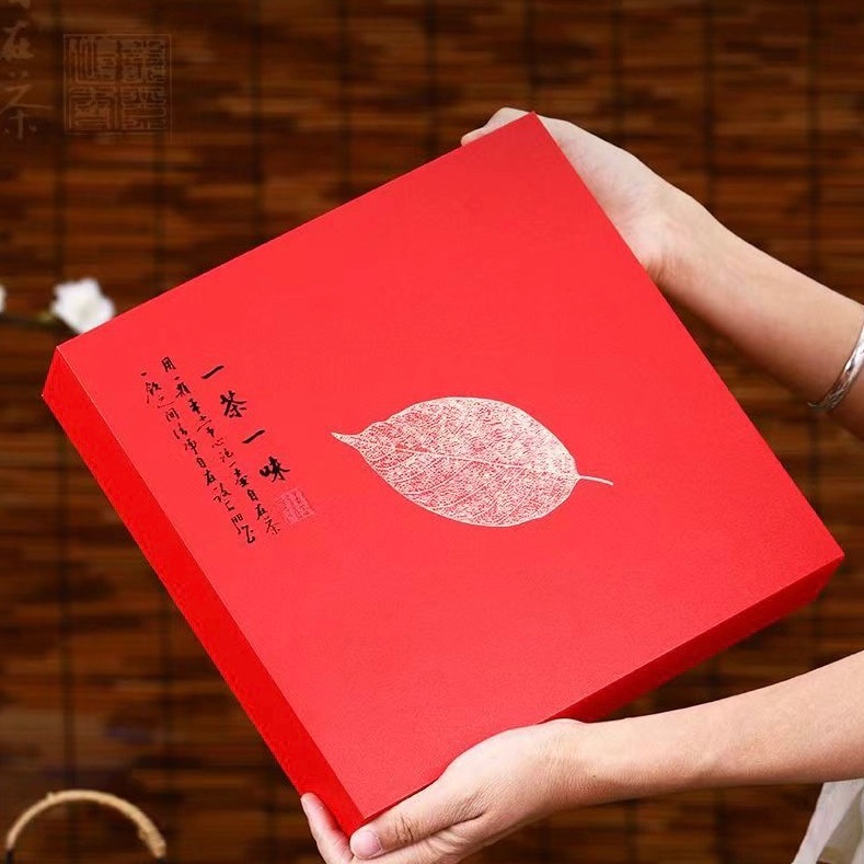 古树普洱茶357克单饼包装200克生茶双饼空礼盒雕刻定制精选茶叶盒