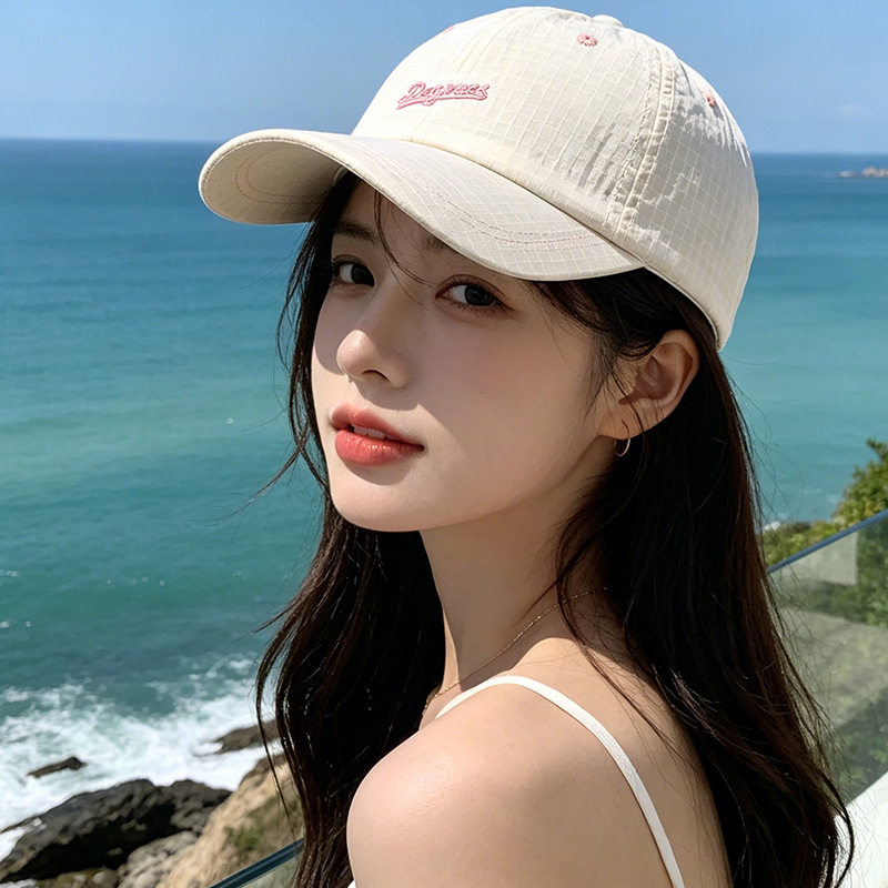 速干薄款字母格纹显脸小棒球帽子女春夏户外出游宽檐防晒鸭舌帽男